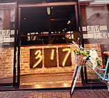 Restaurant 317