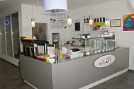 Yobar Frozen Yogurt