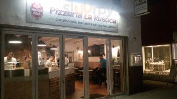 Pizzeria La Rustica