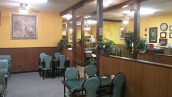 Val's Italian Restaurant