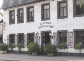 Zum Weissen Ross · Historisches Wirtshaus