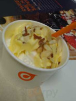 Orange Leaf Frozen Yogurt