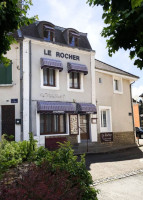 Restaurant - Bar - Chambres d'Hotes - Le Rocher