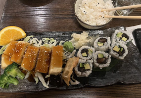 Sumo Sushi Boat