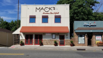 Mack's American Grill