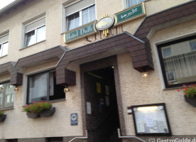 Dolfi Hotel Restaurant GmbH