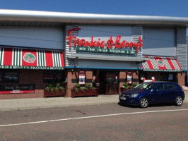 Frankie And Bennys