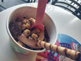 Yogurtland