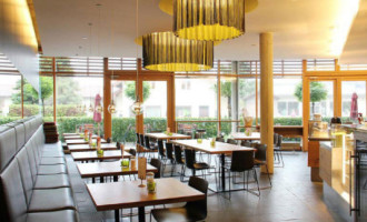 Cafe Und Restaurant Philipp Im Werkhaus