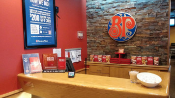 Boston Pizza