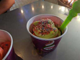 Menchie's Frozen Yogurt