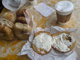 Barton's Bagels