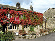 Crowtrees Inn