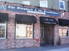 The Shepard And The Knucklehead Pub