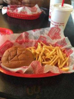 Freddy's Frozen Custard Steakburgers