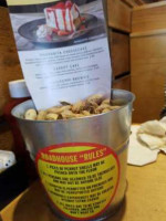 Logan's Roadhouse