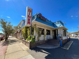 Peter's Bay Village Diner