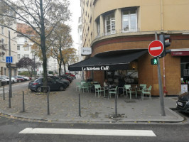 Le Kitchen Café