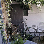 The Singing Kettle Tearoom