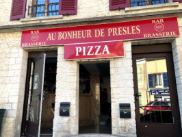 Au Bonheur De Presles