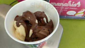 Menchie's Frozen Yogurt