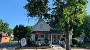 Porters Coffee House And Bakery